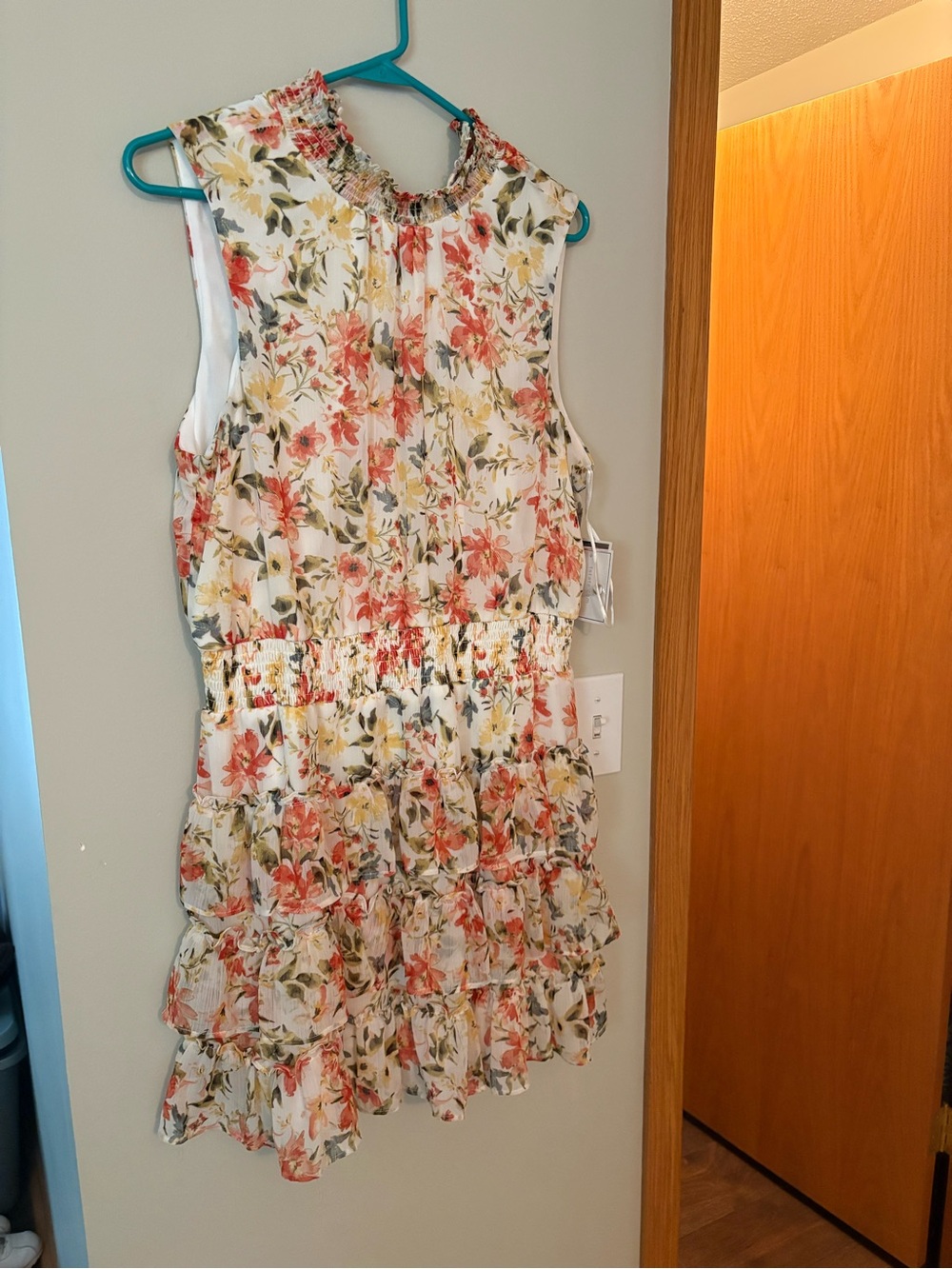 Women’s White Floral Ruffle Sundress - Sleeveless